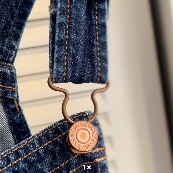 From smoke and pets free 🏡 Video is included for better description!!❣️Size 16 - Picture 5 of 8